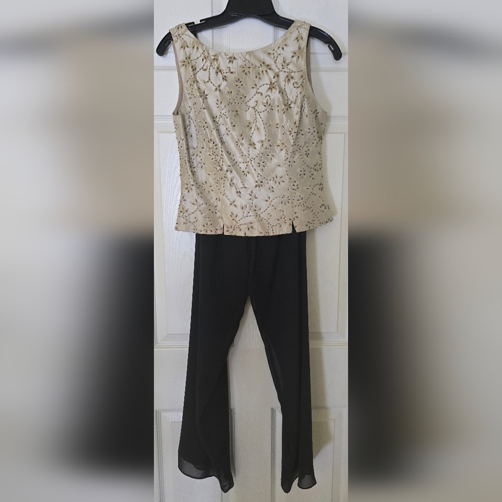 Evening Pants With Silk Tank Top